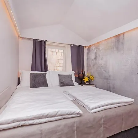 Appartement Old Town L