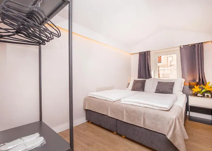 アパート Old Town L ドゥブロブニク